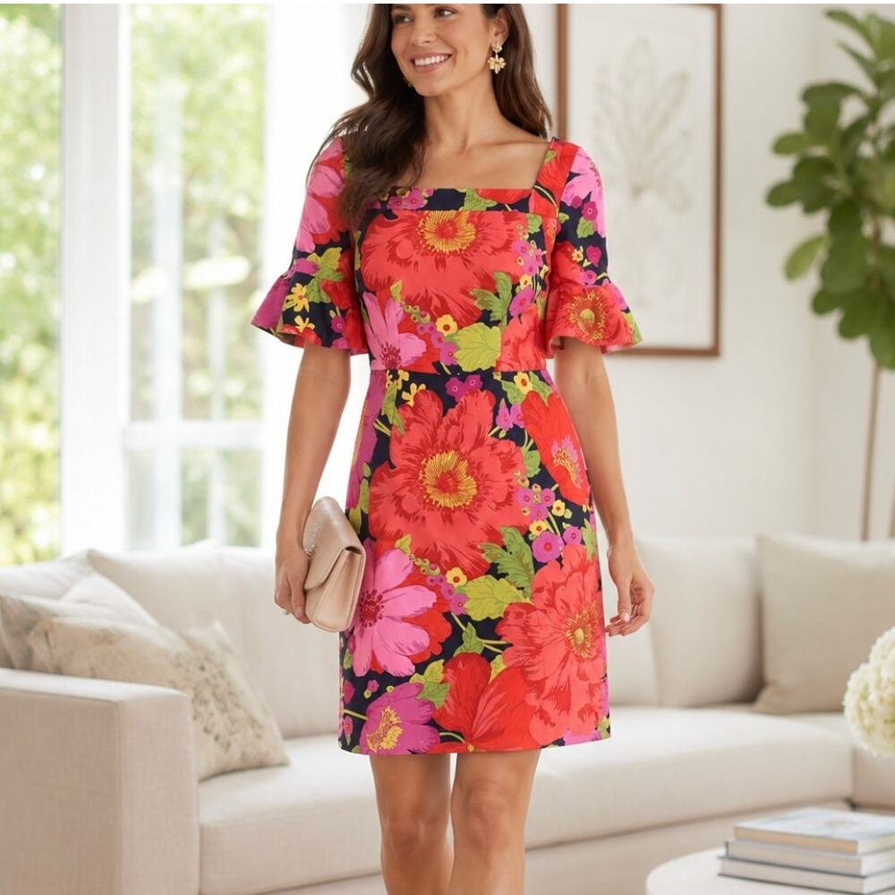Trina Turk Kanan Scuba Knit Floral Sheath Dress Square Neck Bell Sleeve Size 2